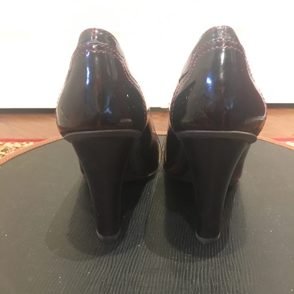 Michael Kors Oxford Patent Chunky Heel Pumps - Picture 5 of 8